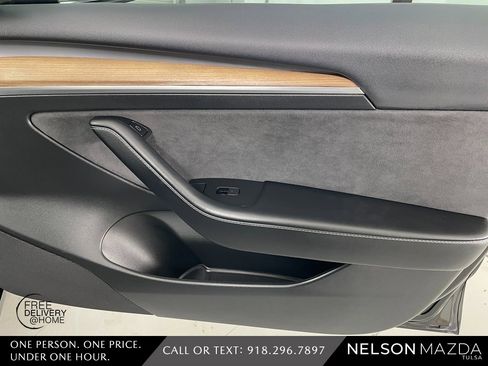 Used 2023 Tesla Model 3 Standard Range image 35