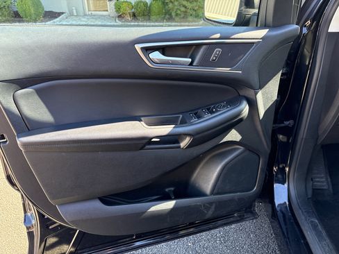 Used 2022 Ford Edge SEL AWD/4WD image 12