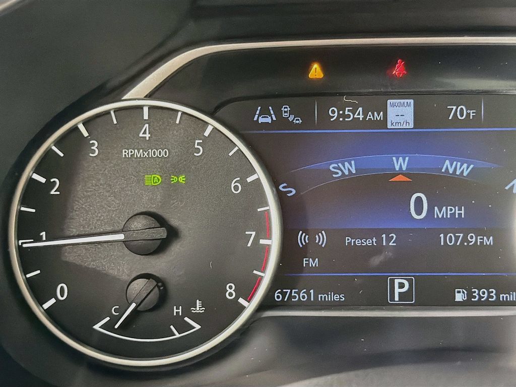 Used 2021 Nissan Murano SV AWD/4WD image 13