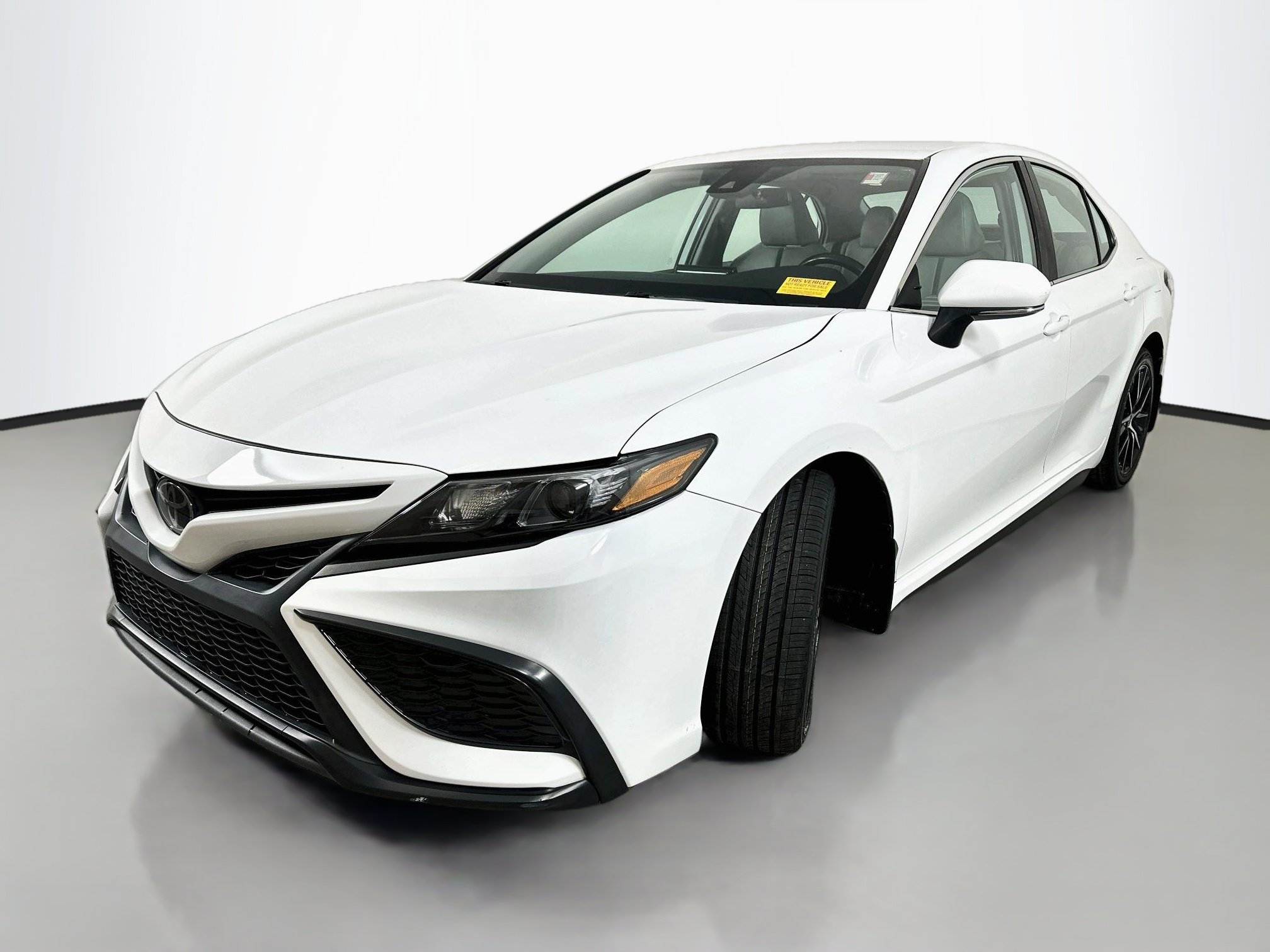 Certified 2024 Toyota Camry SE w/ Protection Package (Q2) (TMS) AWD/4WD image 3