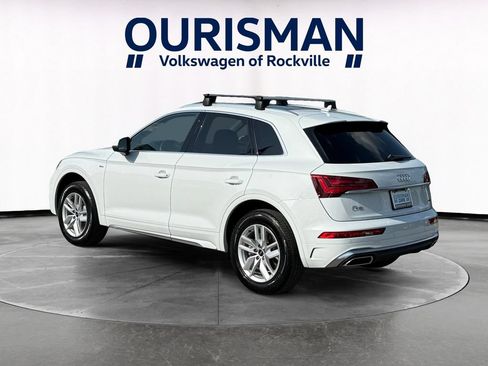 Used 2023 Audi Q5 2.0T Premium w/ Convenience Package AWD/4WD image 4