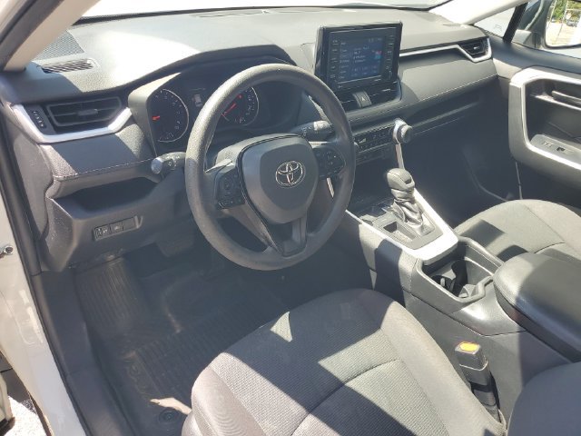 Used 2021 Toyota RAV4 LE FWD image 22