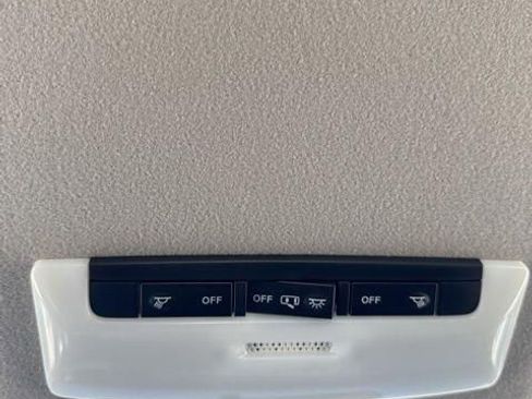 New 2025 Nissan Versa SV w/ Trunk Package image 26