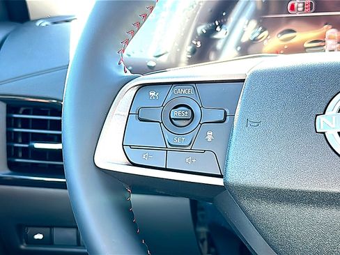 New 2026 Nissan Sentra SR w/ Floor Mat Package image 19