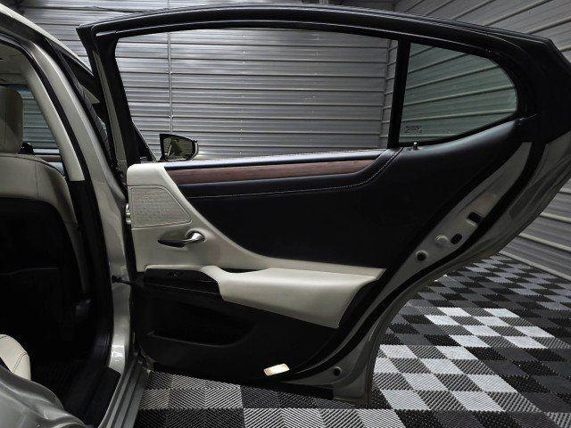Used 2023 Lexus ES 350 w/ Premium Package FWD image 42