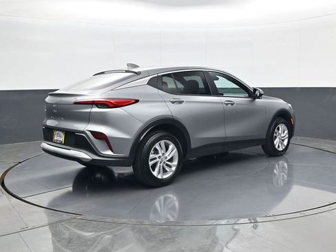 Used 2024 Buick Envista Preferred w/ Convenience I Package image 5