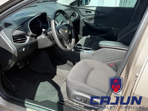Used 2024 Chevrolet Malibu LT FWD image 9