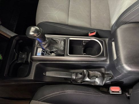 Used 2021 Toyota Tacoma TRD Off-Road w/ Technology Package image 28