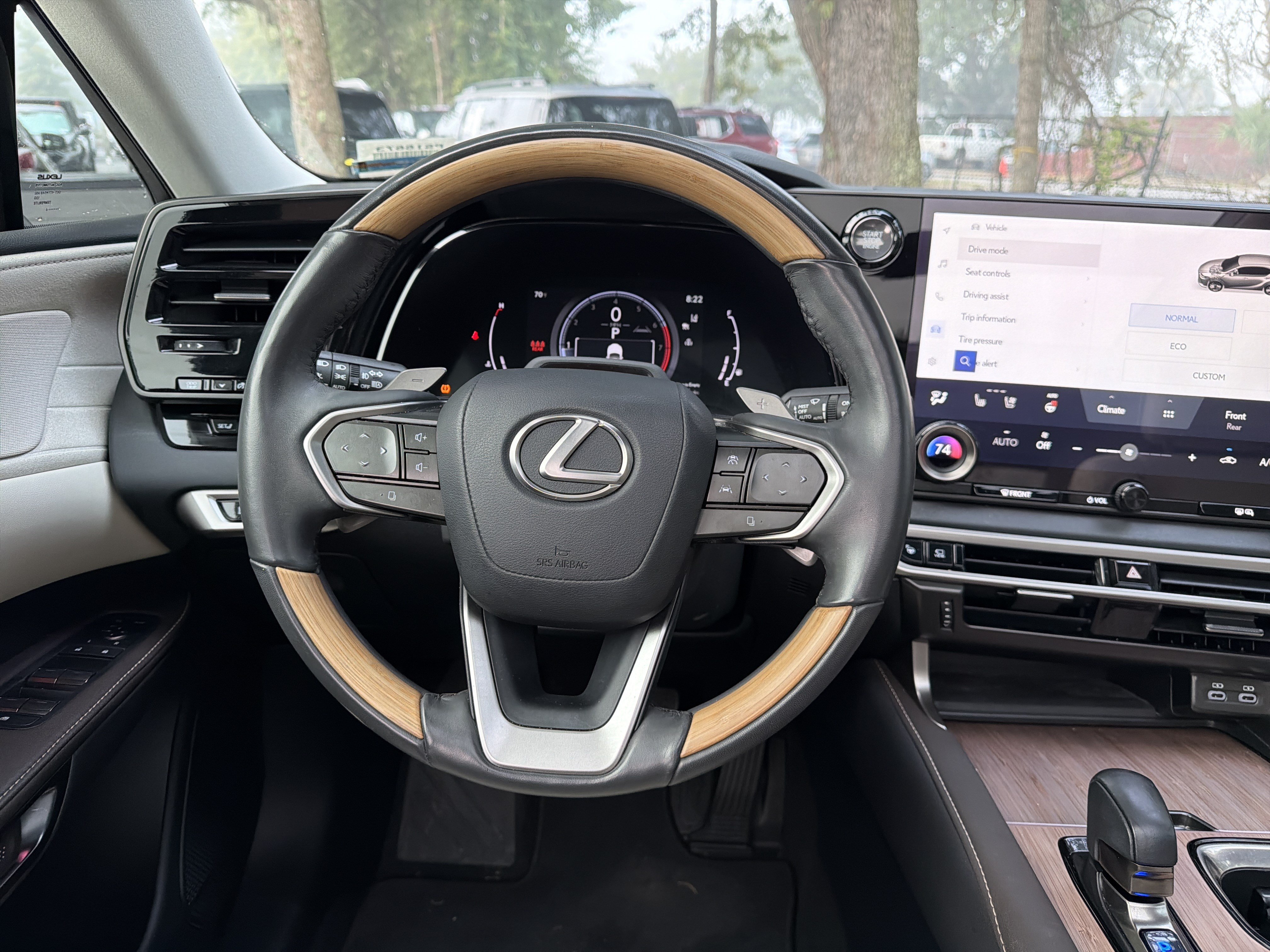 Used 2024 Lexus RX 350 FWD w/ Convenience Package image 32