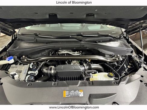 Certified 2025 Lincoln Aviator Reserve AWD/4WD image 22