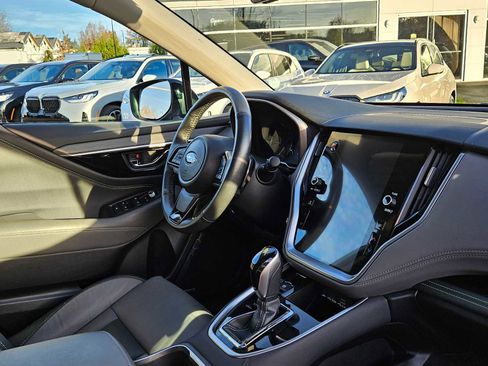 Used 2024 Subaru Outback Onyx Edition image 12