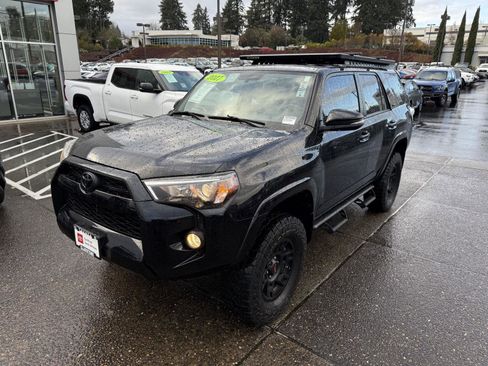 Certified 2017 Toyota 4Runner SR5 image 1