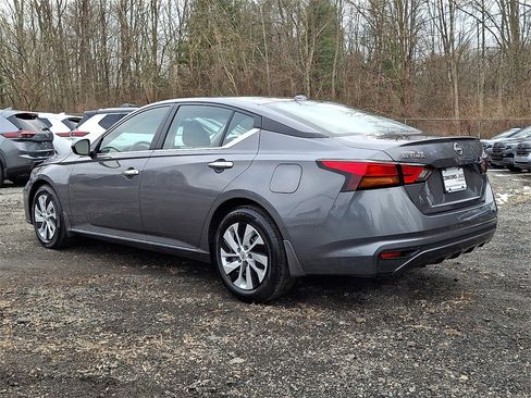 Used 2025 Nissan Altima 2.5 S image 5