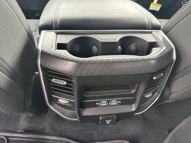Used 2025 RAM 1500 Big Horn AWD/4WD image 14