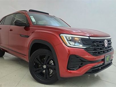 Used 2025 Volkswagen Atlas Cross Sport SEL R-Line