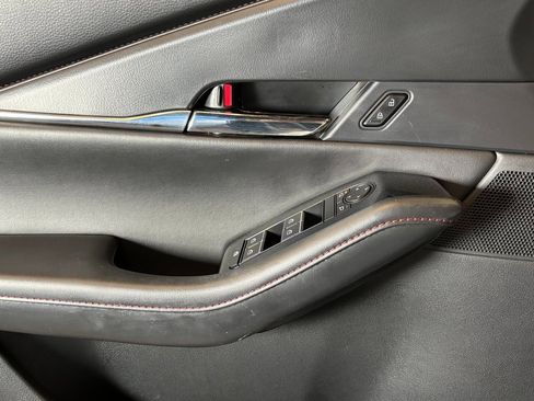 Used 2023 MAZDA CX-30 AWD 2.5 S w/ Preferred Package image 17