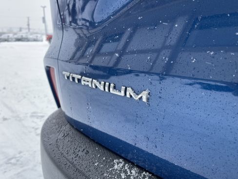 Certified 2022 Ford Escape Titanium image 26