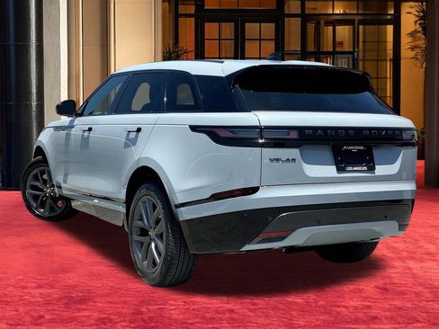Used 2026 Land Rover Range Rover Velar Dynamic SE AWD/4WD image 2
