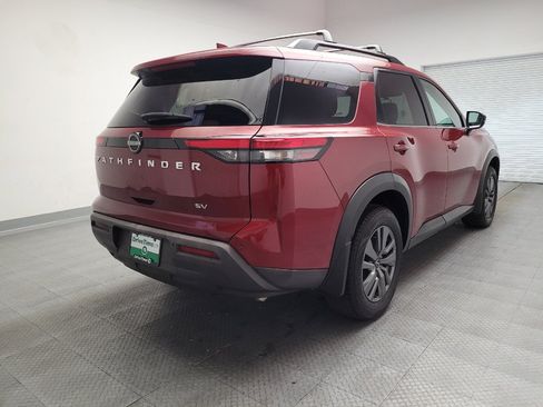 Used 2022 Nissan Pathfinder SV FWD image 9