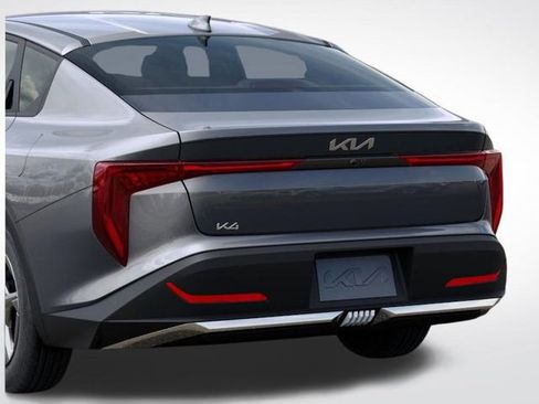 New 2026 Kia K4 LXS image 13
