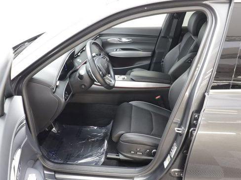 Used 2023 Genesis GV70 2.5T w/ Sport Prestige Package AWD/4WD image 6
