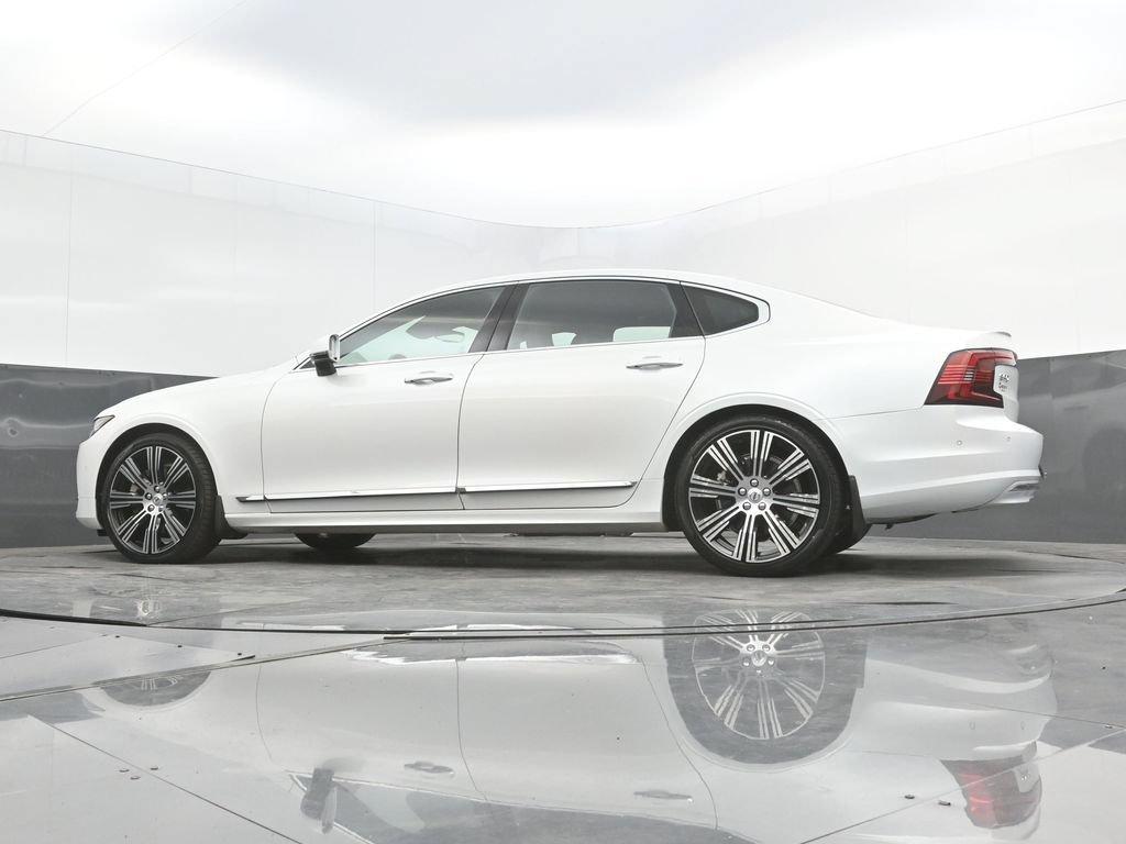 Certified 2022 Volvo S90 B6 Inscription w/ Advanced Package AWD/4WD image 30