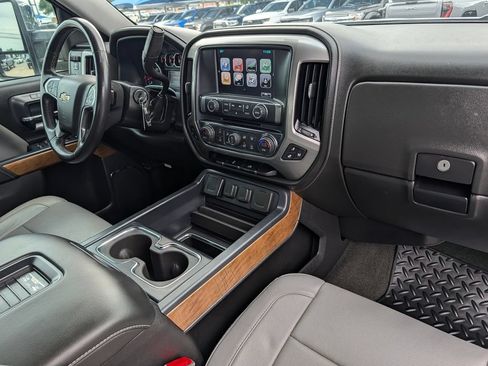 Used 2018 Chevrolet Silverado 1500 LTZ w/ Max Trailering Package AWD/4WD image 32