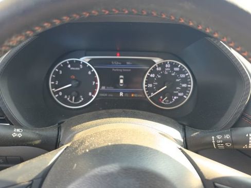 Used 2024 Nissan Sentra SR w/ SR Premium Package FWD image 20