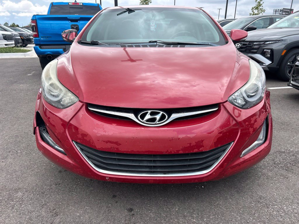 Used 2015 Hyundai Elantra Limited w/ Option Group 05 FWD image 2