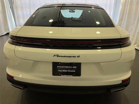 New 2026 Porsche Panamera 4 image 8
