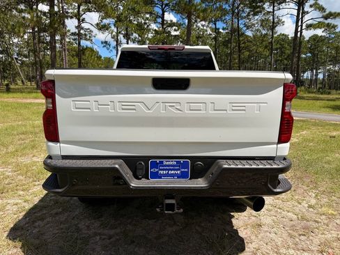 New 2026 Chevrolet Silverado 2500 Custom w/ Custom Value Package AWD/4WD image 4