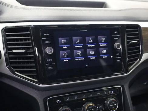 Used 2022 Volkswagen Atlas SE w/ Black Wheel Package FWD image 21