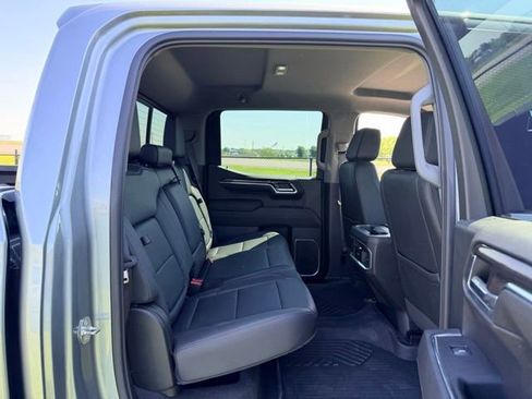 Used 2023 Chevrolet Silverado 1500 LTZ AWD/4WD image 9