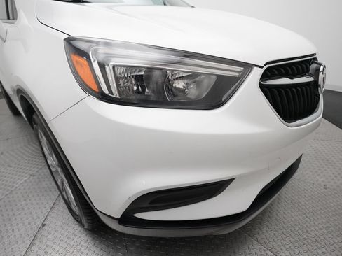 Used 2018 Buick Encore Preferred AWD/4WD image 22