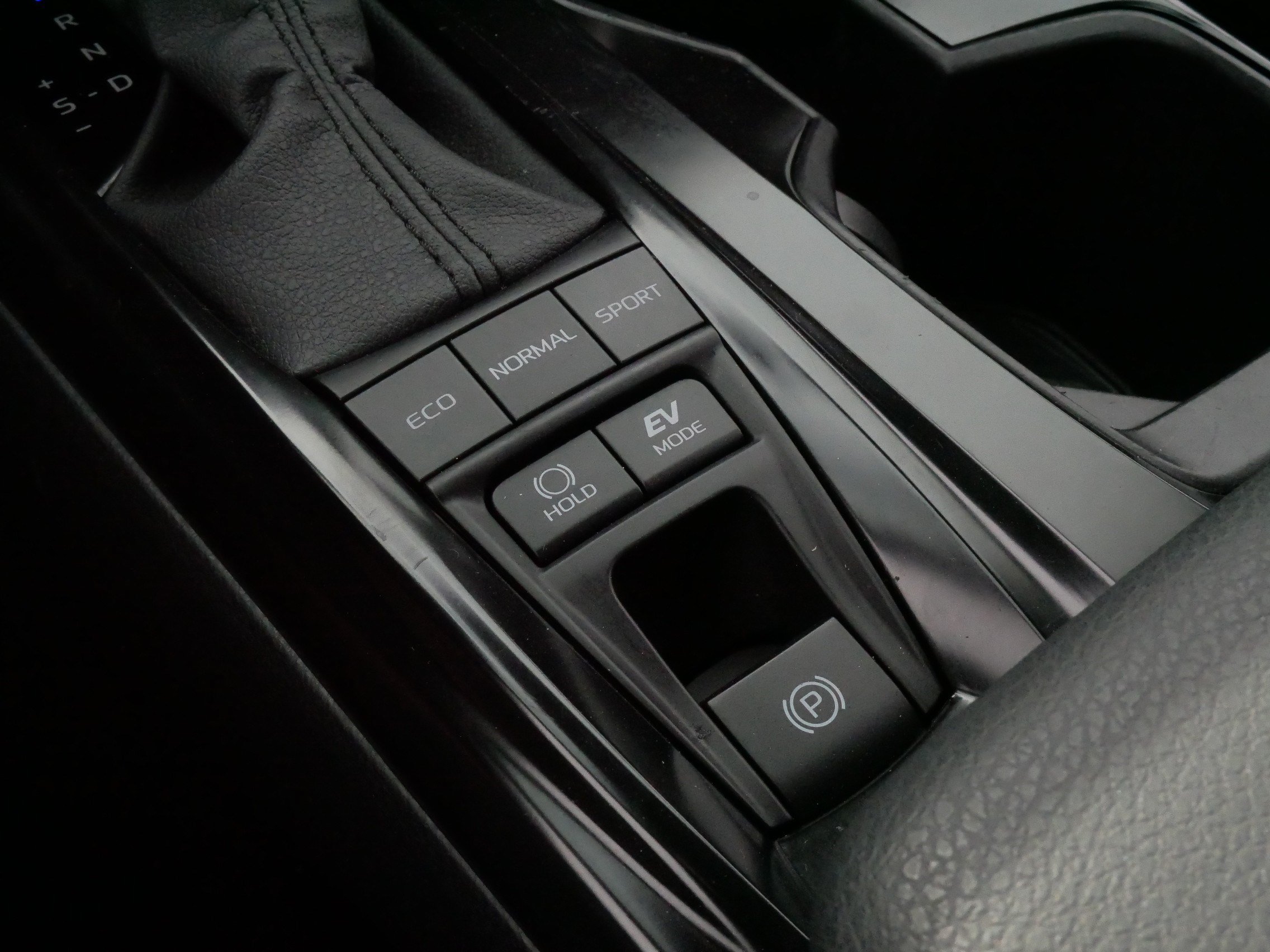 Certified 2026 Toyota Camry LE FWD image 26