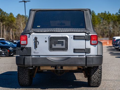 Used 2013 Jeep Wrangler Unlimited Sport w/ Connectivity Group image 6