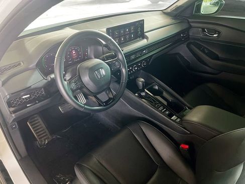 Used 2023 Honda Accord Sport image 11