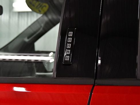 Used 2022 Ford F150 XLT w/ Equipment Group 302A High AWD/4WD image 18