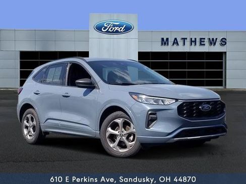 Certified 2023 Ford Escape ST-Line w/ Tech Pack #1 AWD/4WD image 1