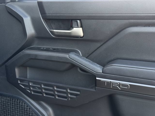 Used 2024 Toyota Tacoma TRD Off-Road w/ TRD Off Road Upgrade Package AWD/4WD image 30