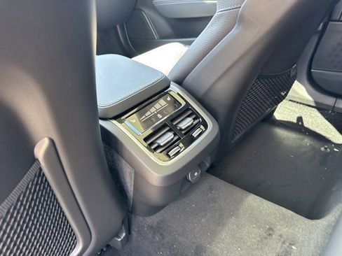 New 2025 Volvo V90 B6 Cross Country Plus w/ Protection Package Premier image 20