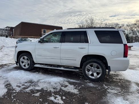 Used 2017 Chevrolet Tahoe LT w/ LT Signature Package AWD/4WD image 8