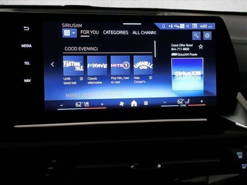 Used 2026 BMW X2 xDrive28i w/ Technology Package AWD/4WD image 12