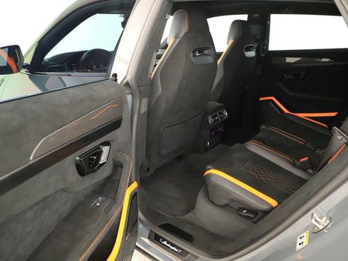 Used 2024 Lamborghini Urus Performante image 27