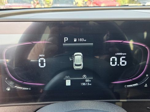 Used 2025 Kia Sportage X-Line w/ Premium Package AWD/4WD image 18