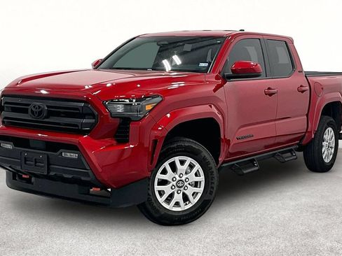 Used 2026 Toyota Tacoma SR5 AWD/4WD image 14