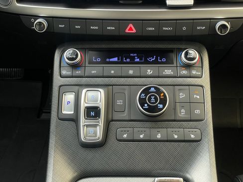 Used 2025 Hyundai Palisade Limited image 31