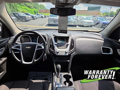 Used 2017 Chevrolet Equinox LT w/ Convenience Package FWD image 10