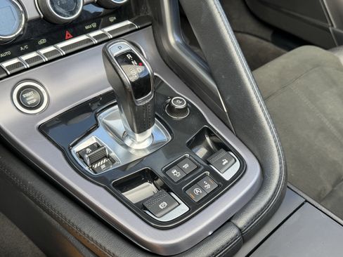 Used 2020 Jaguar F-TYPE Convertible image 24