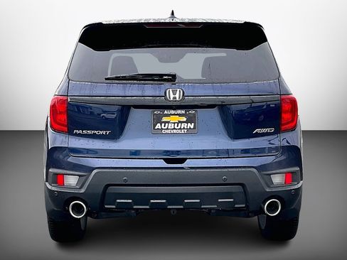 Used 2025 Honda Passport EX-L image 4